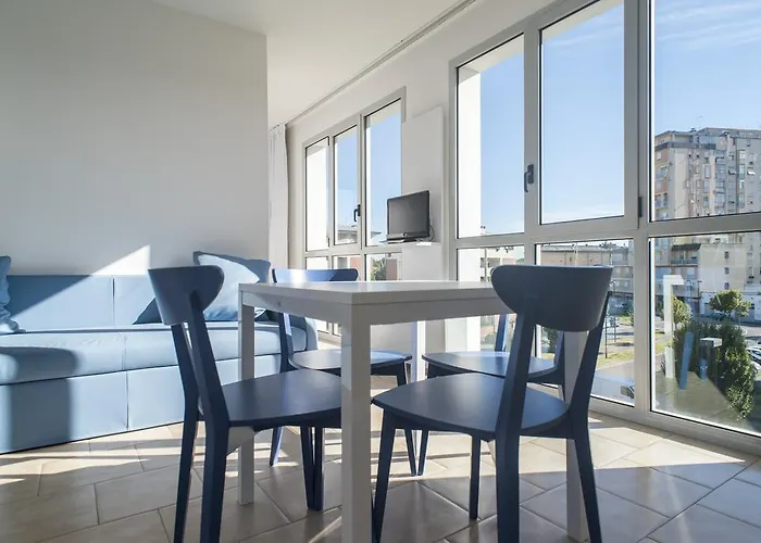 Darsena Aparthotel 3*